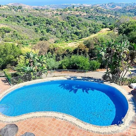Apartament La Mairena - Duplex With Panoramic Sea Views *